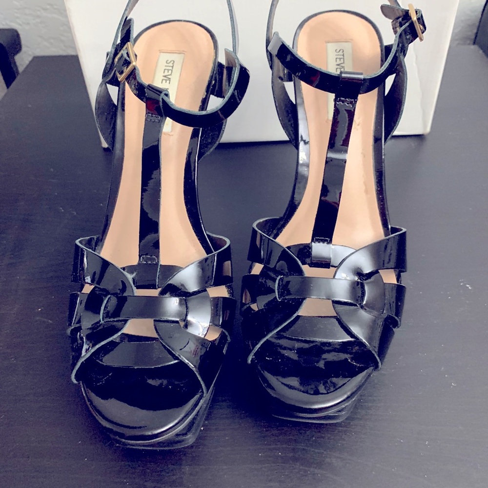 Steve Madden black high heels